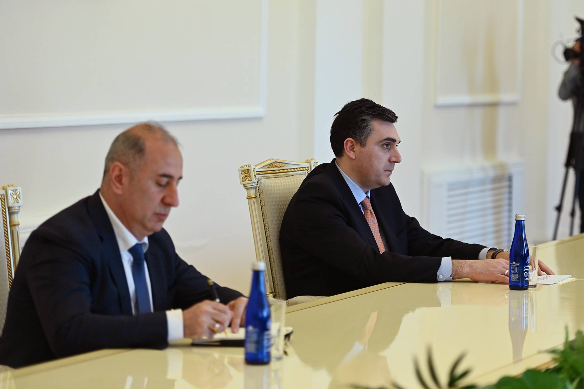 President Vahagn Khachaturyan receives Foreign Minister of Georgia Ilia ...