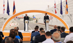 Никол Пашинян и Ираклий Гарибашвили приняли участие в официальной церемонии открытия армяно-грузинского Моста дружбы