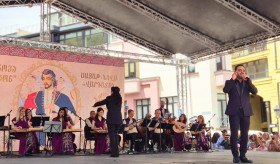 Թբիլիսիում նշվեց Սայաթ-Նովային նվիրված 111-րդ Վարդատոնը