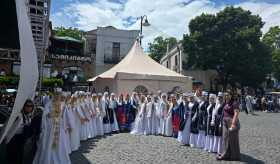 Թբիլիսիում նշվեց ավանդական Վարդատոնը