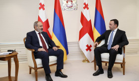 Между правительствами Армении и Грузии налажено эффективное сотрудничество: Никол Пашинян встретился с Ираклием Гарибашвили
