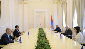 President Vahagn Khachaturyan receives Foreign Minister of Georgia Ilia Darchiashvili