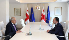 Դեսպան Ռուբեն Սադոյանի հրաժեշտի հանդիպումը Վրաստանի վարչապետ Իրակլի Ղարիբաշբիլիի հետ